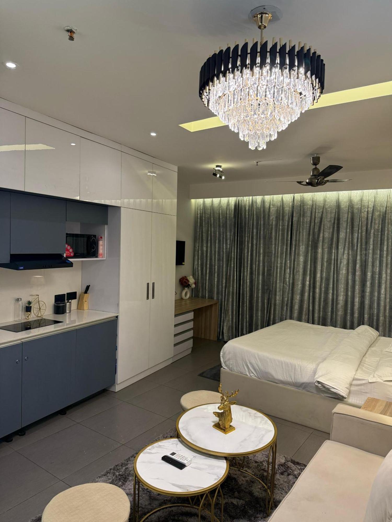 Supernova Studio's Apartment *