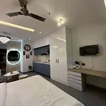 Supernova Bnb Studio\'S